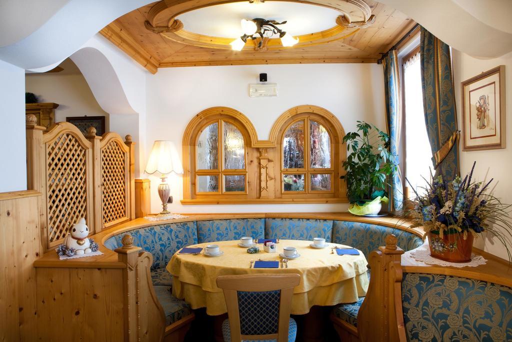 Hotel Garni Laura Arabba Ngoại thất bức ảnh