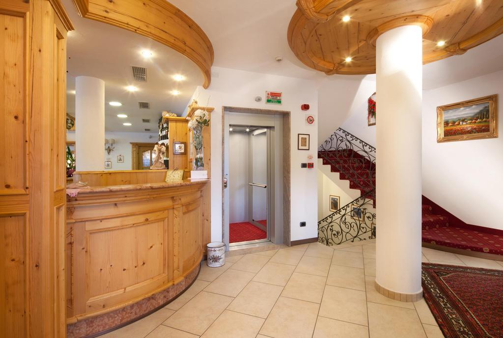 Hotel Garni Laura Arabba Ngoại thất bức ảnh