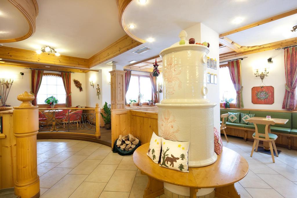 Hotel Garni Laura Arabba Ngoại thất bức ảnh